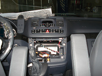 Demontage Mercedes Command NTG2 - Mercedes Viano - Rckfahrkamera & 10 Zoll  - Demontage Mercedes Command NTG2 -  